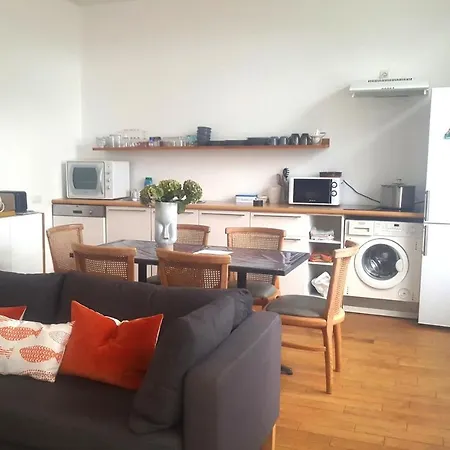 Spacieux à 200 M De La Plage-hôtel De L'europe *