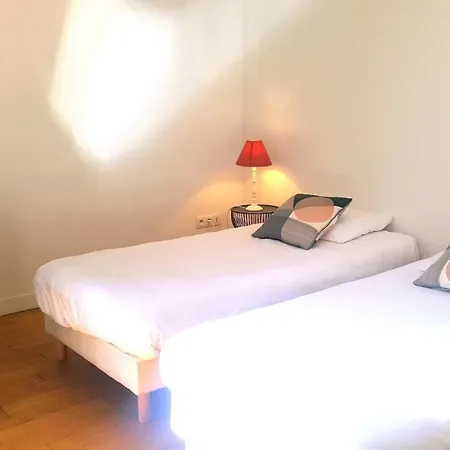 Spacieux à 200 M De La Plage-hôtel De L'europe Appartement